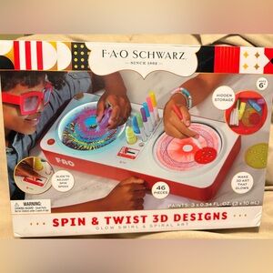 FAO Schwarz Spin & Twist 3D Art Set - Red and White